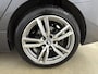 BMW 2-Serie Active Tourer 218i 140Pk Executive Launch Edition | Navigatie | Achteruitrijcamera | Climate Control | Sportstoelen | Bluetooth Telefoonverbinding | Elektrisch Bedienbare Achterklep |