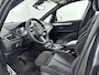 BMW 2-Serie Active Tourer 218i 140Pk Executive Launch Edition | Navigatie | Achteruitrijcamera | Climate Control | Sportstoelen | Bluetooth Telefoonverbinding | Elektrisch Bedienbare Achterklep |