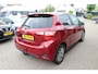 Toyota Yaris 1.0 VVT-i Design Red