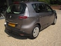 Renault Scenic 1.2 TCe Dynamique met trekhaak wordt afgeleverd met nieuwe apk +beurt