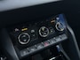 Skoda Karoq 1.5 TSI ACT Business Edition | Cruise Control | Camera | Pano | Stoelverwarming | CarPlay |