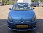 Renault Twingo 1.2-16V Collection ZO INGERUILD DUS NIKS BLABLA EEN KOOPJE