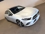 Mercedes-Benz A-klasse 180 Sedan Progressive-NIGHT-PANORAMA-CAMERA-DODEHOEK-KEYLESS-SFEER