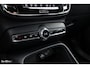 Volvo XC40 Recharge Twin Ultimate 78 kWh | Zwenkbare trekhaak | Panorama dak | Adaptieve cruise | Blis | Memory | Harman Kardon |