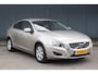 Volvo S60 1.6 T4 Kinetic Navigatie/Parkeersensor v,a/Apk 07-2027