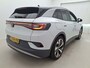 Volkswagen ID.4 First 77 kWh 204 PK| Origineel Nederlands | Navigatie | Achteruitrijcamera | Parkeersensoren | Stoelverwarming | Stuurwielverwarming | Climatronic