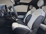 Fiat 500 1.0 Hybrid Dolcevita 2022 Zwart | Apple CarPlay | Climate Contro