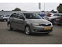 Skoda Rapid Spaceback 1.2 TSI Greentech Style Edition PANO/ CRUISE/ 16''