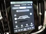 Volvo V60 T6 PHEV AWD Plus Dark Long Range 350pk Dealer O.H | Trekhaak Af Fabriek | Panodak | Adaptive Cruise | 360 Camera | Sportstoelen Memory & Verwarmd | Keyless | Apple Carplay | Pilot Assist | Stuurverwarming | Google Assistant & Maps | Navigatie | Virtual | DAB | 19"L.M | Plug In Hybrid |