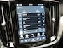 Volvo V60 T6 PHEV AWD Plus Dark Long Range 350pk Dealer O.H | Trekhaak Af Fabriek | Panodak | Adaptive Cruise | 360 Camera | Sportstoelen Memory & Verwarmd | Keyless | Apple Carplay | Pilot Assist | Stuurverwarming | Google Assistant & Maps | Navigatie | Virtual | DAB | 19"L.M | Plug In Hybrid |