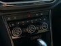 Volkswagen T-Roc 1.5 TSI R-Line 150PK DSG 2019 Pano Camera Blauw