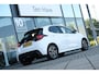 Toyota Yaris 1.5 Hybrid 115PK Dynamic Automaat | Apple Carplay / Android auto | Achteruitrij camera | 4,2” digitaal instrumentenpaneel ‘Binocular’ | Ramen, elektrisch bedienbaar voor en achter | Smart Entry met s