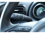 Toyota Yaris 1.5 Hybrid 115PK Dynamic Automaat | Apple Carplay / Android auto | Achteruitrij camera | 4,2” digitaal instrumentenpaneel ‘Binocular’ | Ramen, elektrisch bedienbaar voor en achter | Smart Entry met s