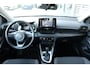 Toyota Yaris 1.5 Hybrid 115PK Dynamic Automaat | Apple Carplay / Android auto | Achteruitrij camera | 4,2” digitaal instrumentenpaneel ‘Binocular’ | Ramen, elektrisch bedienbaar voor en achter | Smart Entry met s