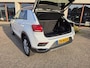 Volkswagen T-Roc 1.0 TSI Style | Adaptieve Cruise Control | Parkeersensoren | Lane Assist