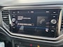 Volkswagen T-Roc 1.0 TSI Style | Adaptieve Cruise Control | Parkeersensoren | Lane Assist