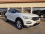 Volkswagen T-Roc 1.0 TSI Style | Adaptieve Cruise Control | Parkeersensoren | Lane Assist