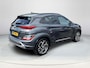 Hyundai Kona 1.6 GDI HEV Premium | Rijklaarprijs! | Head-up display | Climate Control | Apple CarPlay/Android Auto | Navigatie |