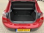 Peugeot 208 1.2 Turbo 100 PK Allure | Slechts 18.000 KM gereden | Navigatie via Telefoon | Camera | Stoelverwarming | Parkeersensoren | LED Verlichting | Cruise Control | Climate Control | Half Lederen Bekleding | 16"Lichtmetalen Velgen |