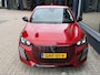 Peugeot 208 1.2 Turbo 100 PK Allure | Slechts 18.000 KM gereden | Navigatie via Telefoon | Camera | Stoelverwarming | Parkeersensoren | LED Verlichting | Cruise Control | Climate Control | Half Lederen Bekleding | 16"Lichtmetalen Velgen |