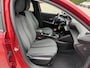 Peugeot 208 1.2 Turbo 100 PK Allure | Slechts 18.000 KM gereden | Navigatie via Telefoon | Camera | Stoelverwarming | Parkeersensoren | LED Verlichting | Cruise Control | Climate Control | Half Lederen Bekleding | 16"Lichtmetalen Velgen |