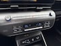 Hyundai Kona 1.6 GDI HEV Comfort Smart | Stuur-/ Stoelverwarming | Climate Control | Navigatie | Achteruitrijcamera | Parkeersensoren voor en achter | Apple Carplay/ Android auto |