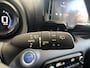 Toyota Yaris 1.5 Hybrid Style Bi-Tone