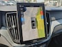 Volvo XC60 T8 455PK Plug-in hybrid AWD Plus Black Edition | Facelift | Trekhaak | Blis | Luchtvering | Pano | ACC | 360 Camera | HUD | H&K | Elektr. stoelen |