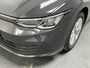 Volkswagen Golf 1.0 eTSI Life / AUTOMAAT/ CRUISE/ CLIMA/ STOELVERWARMING/ PARK. SENSOREN/ NAVI/ APP-CONNECT