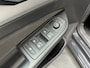 Volkswagen Golf 1.0 eTSI Life / AUTOMAAT/ CRUISE/ CLIMA/ STOELVERWARMING/ PARK. SENSOREN/ NAVI/ APP-CONNECT