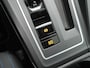 Volkswagen Golf 1.4 eHybrid GTE - RIJKLAARPRIJS - All Seasonbanden - Achteruitrijcamera - Elektrisch Glazen Schuif-/Kanteldak - Apple Carplay - Android Auto - Stuurverwarming