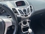 Ford Fiesta 1.6 Ghia | Nieuw Binnen! | APK 04-06-2027 | Clima | PDC