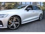 Volvo V60 2.0 T6 AWD 310pk R-Design 360Camera/Keyless/Headup/HarmanKardon/Leder/Panoramadak/20inch