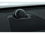 Volvo XC60 2.0 T6 Plug-in hybrid AWD Ultra Dark | Luchtvering | Bowers & Wilkins | Massage | Stoelventilatie | 360 camera | HUD |