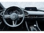 Mazda 3 2.0 e-SkyActiv-G M Hybrid 150 Sportive | Bose Audio | Keyless Entry | Cruise Control Adaptief | Dodehoekdetectie | LED Koplampen | Achteruitrijcamera | Parkeersensoren | Navigatie | Apple Carplay | Android Auto