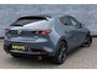 Mazda 3 2.0 e-SkyActiv-G M Hybrid 150 Sportive | Bose Audio | Keyless Entry | Cruise Control Adaptief | Dodehoekdetectie | LED Koplampen | Achteruitrijcamera | Parkeersensoren | Navigatie | Apple Carplay | Android Auto