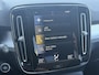 Volvo XC40 1.5 T3 Momentum Pro Panorama dak / Elek. kofferbak / DAB / Camera / cruise control /