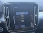Volvo XC40 1.5 T3 Momentum Pro Panorama dak / Elek. kofferbak / DAB / Camera / cruise control /