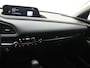 Mazda CX-30 2.0 e-SkyActiv-X Luxury i-Activesense automaat : dealer onderhouden