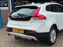 Volvo V40 Cross Country 1.5 T3 Nordic+ 2016 AUT NAVI Trekh