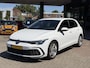 Volkswagen Golf 1.4 eHybrid GTE ACHTERUIT RIJ CAMERA | NAVIGATIE | CRUISECONTROL | STUUR/STOEL VERWARMING | LED PAKKET | PARKEERSENSOREN | VIRTUEEL COCKPITDISPLAY | APPLE CARPLAY & ANDROID AUTO |
