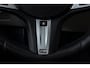 BMW 5-Serie Touring 530i High Executive (PANORAMADAK, SFEERVERLICHTING, ELEKTR STOELEN, STOEL/STUUR VERWARMING, CAMERA)