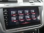 Volkswagen Tiguan 1.4 TSI eHybrid R-Line PHEV 245pk Dealer O.H | Adaptive Cruise | Head Up | Camera | IQ Light | Sportstoelen Verwarmd | Apple Carplay | Keyless | BLIS | Navigatie | Virtual | DAB | 19"L.M | Plug In Hybrid |