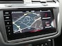 Volkswagen Tiguan 1.4 TSI eHybrid R-Line PHEV 245pk Dealer O.H | Adaptive Cruise | Head Up | Camera | IQ Light | Sportstoelen Verwarmd | Apple Carplay | Keyless | BLIS | Navigatie | Virtual | DAB | 19"L.M | Plug In Hybrid |