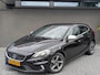 Volvo V40 2.0 D2 R-Design | Trekhaak | NAP | Stoelverwarming