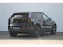 Volvo EX30 P5 Long Range Ultra Black Edition Europa 69 kWh | Panoramadak | Verwarmbare voorstoelen en stuurwiel | Premium audio by Harman Kardon | Rondomzicht camera | Apple Carplay/Android Auto | Adaptieve Cruise Control | Keyless Entry | Elektrisch Bedienbare Achterklep
