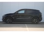 Volvo EX30 P5 Long Range Ultra Black Edition Europa 69 kWh | Panoramadak | Verwarmbare voorstoelen en stuurwiel | Premium audio by Harman Kardon | Rondomzicht camera | Apple Carplay/Android Auto | Adaptieve Cruise Control | Keyless Entry | Elektrisch Bedienbare Achterklep