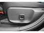 Volvo EX30 P5 Long Range Ultra Black Edition Europa 69 kWh | Panoramadak | Verwarmbare voorstoelen en stuurwiel | Premium audio by Harman Kardon | Rondomzicht camera | Apple Carplay/Android Auto | Adaptieve Cruise Control | Keyless Entry | Elektrisch Bedienbare Achterklep