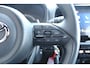 Toyota Aygo X 1.0 VVT-i MT first | Rijklaar | Stoelverw. | Clima | LED | Apple/Android | Privacy glass | LM-velgen | All-seasons