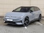 Volkswagen ID.7 Tourer Limited Edition 77 kWh Head up display | Black style pakket | LED | 286pk | App Connect | Camera | 19" LM Velgen